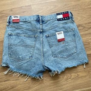 TOMMY JEAN SHORTS